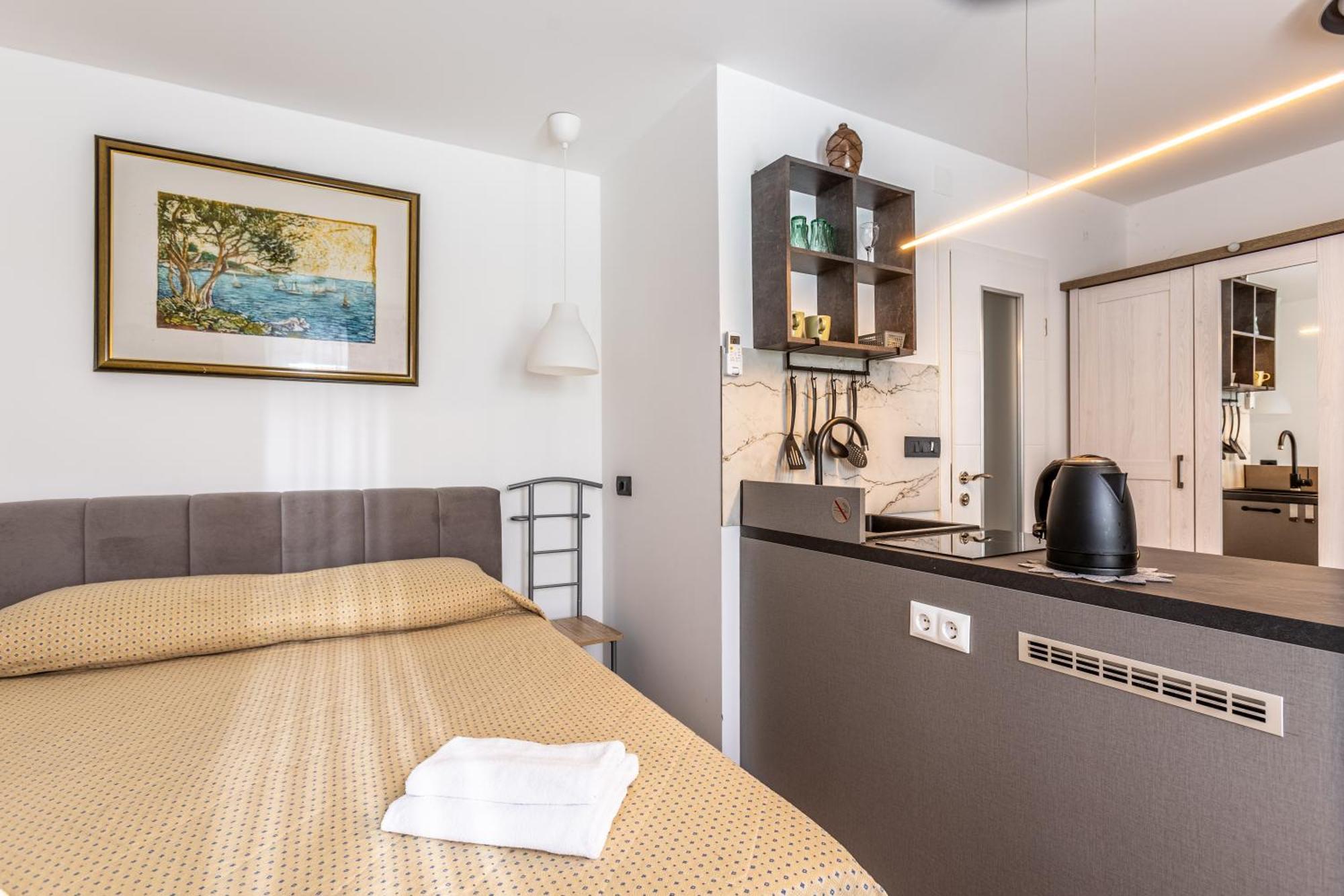 Inn The Center Zagreb Studio Apartment מראה חיצוני תמונה